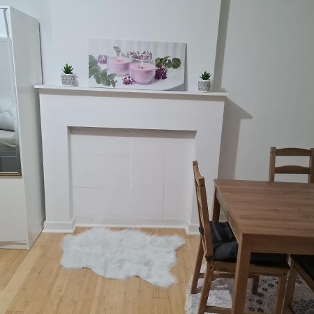 Bruxelles Airport Charleroi C Nouvelle Gerance Apartment ภายนอก รูปภาพ