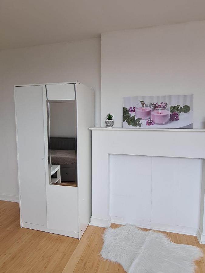 Bruxelles Airport Charleroi C Nouvelle Gerance Apartment ภายนอก รูปภาพ